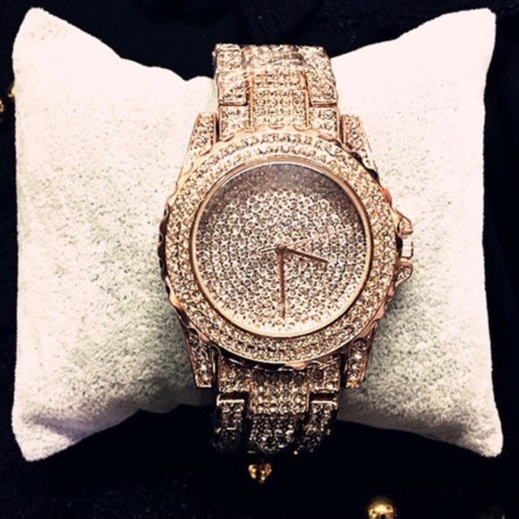 Large Crystal Wristwatch, Silver or Rose Gold - Picture 7 of 7